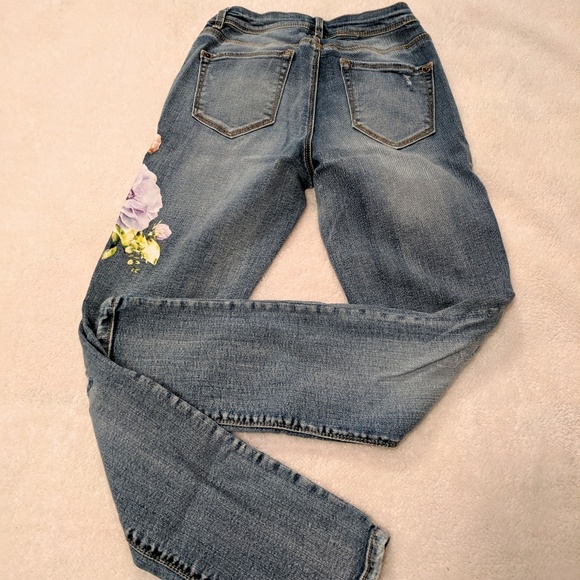 Ankle jeans with flower detail - Picture 4 of 4